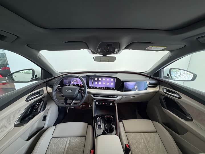 Audi Q5L, 2025 — фото 7 из 9