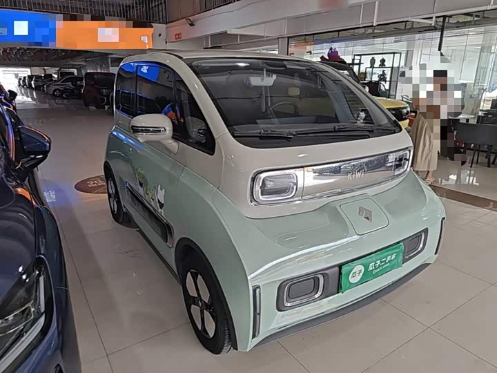 Baojun KiWi EV, 2023 — фото 4 из 9