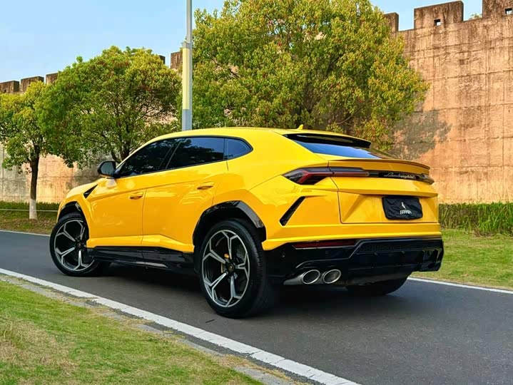 Lamborghini Urus, 2021 — фото 5 из 9