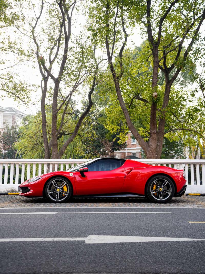 Ferrari 296, 2023 — фото 3 из 10