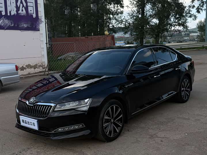 Skoda Superb, 2023 — купить в Санкт-Петербурге под ключ