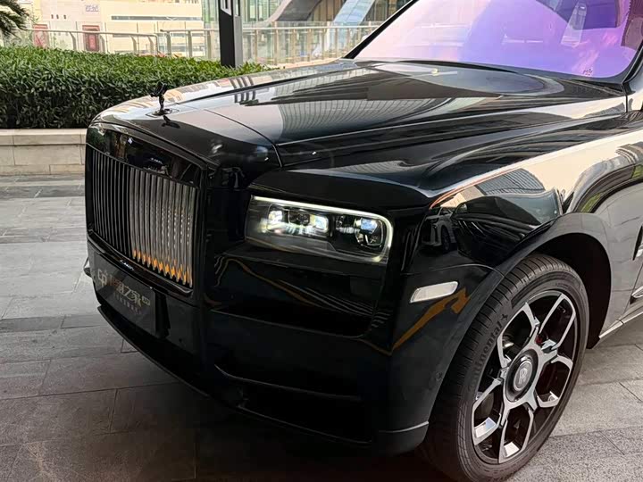 Rolls-Royce Cullinan, 2024 — фото 3 из 9