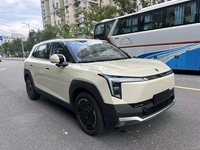 Dongfeng Yipai Nano 06, 2025 — фото 3 из 11