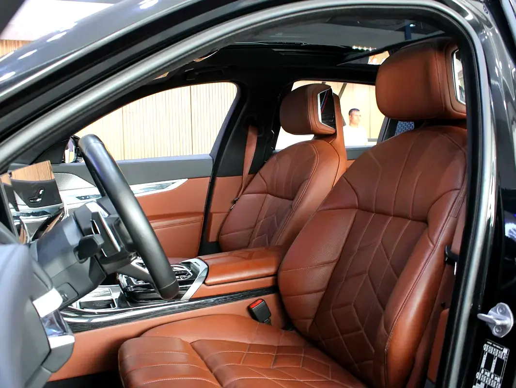 BMW 7-Series, 2023 — фото 10 из 10