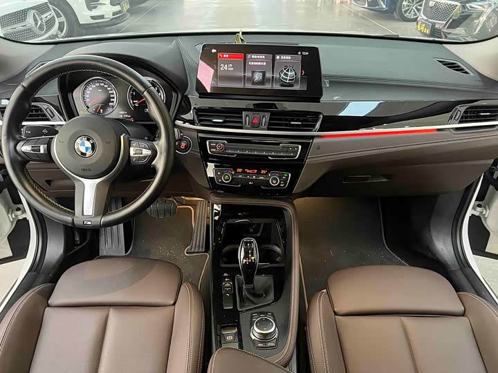 BMW X2, 2023 — фото 7 из 9