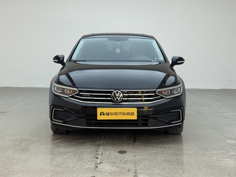 Volkswagen Magotan GTE Hybrid, 2023 — фото 2 из 12