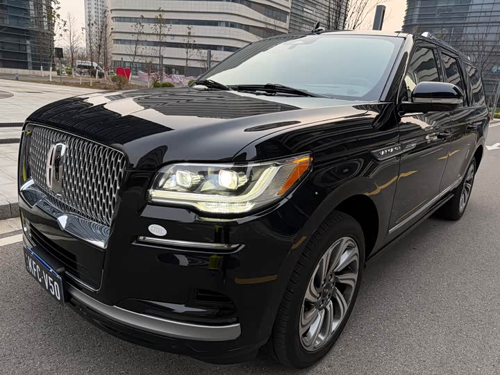 Lincoln Navigator, 2023 — купить в Кирове под ключ