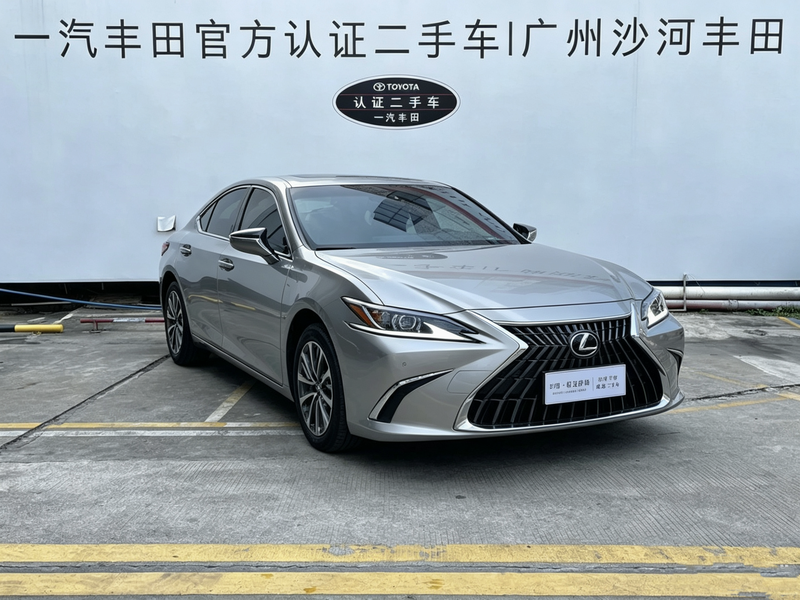 Lexus ES, 2023 — фото 3 из 12