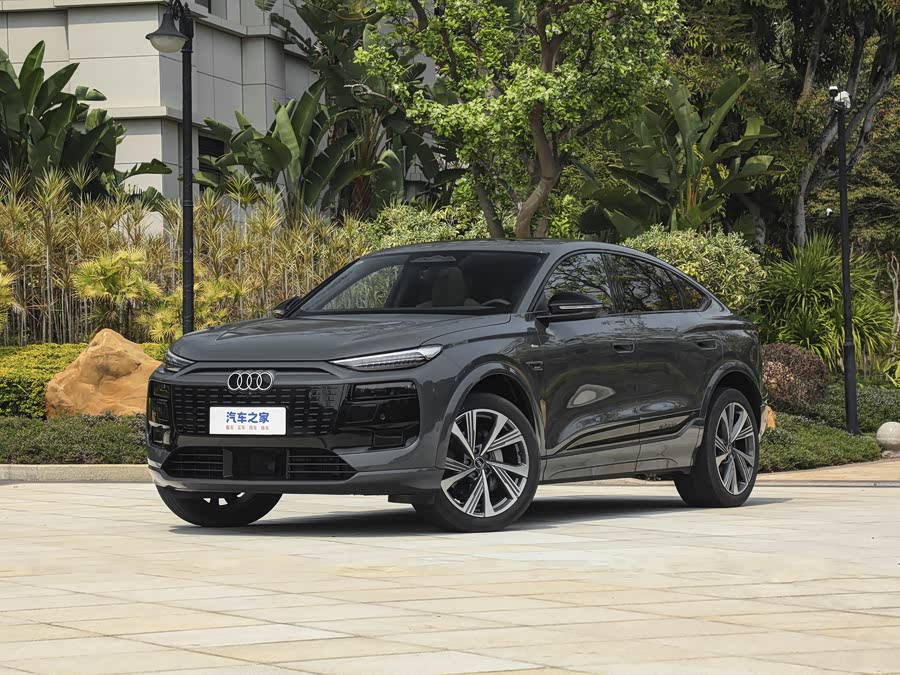 Audi Q6L e-tron Sportback, 2026 — купить в Перми под ключ
