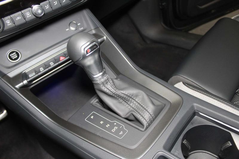 Audi Q3 Sportback, 2025 — фото 9 из 12