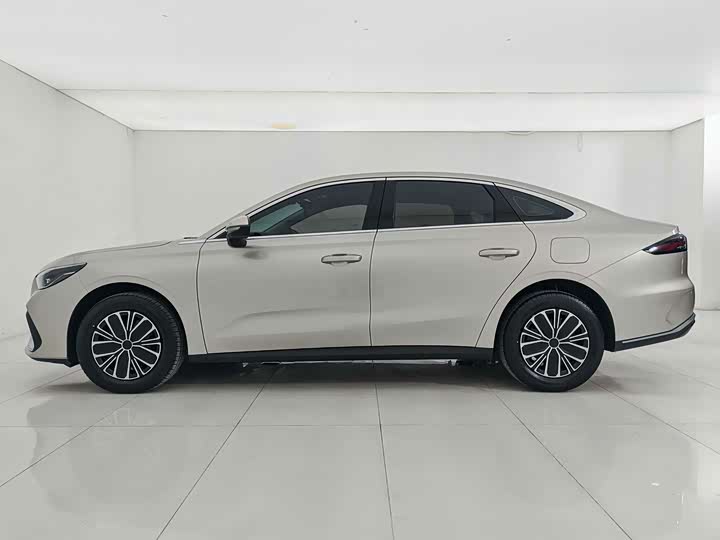 Geely Galaxy Starshine 6, 2026 — фото 7 из 9