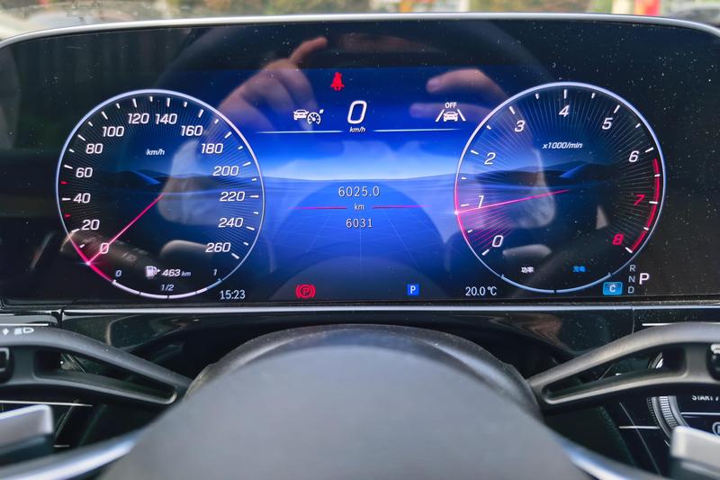 Mercedes-Benz E-Class, 2024 — фото 7 из 10