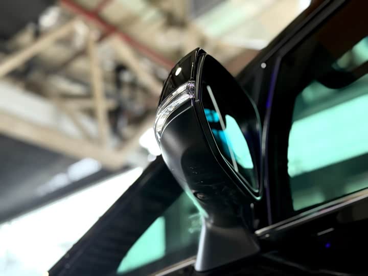 Lexus LM, 2022 — фото 5 из 9