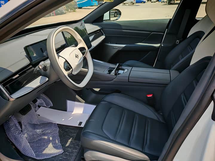 Dongfeng Yipai eπ 007, 2024 — фото 4 из 9