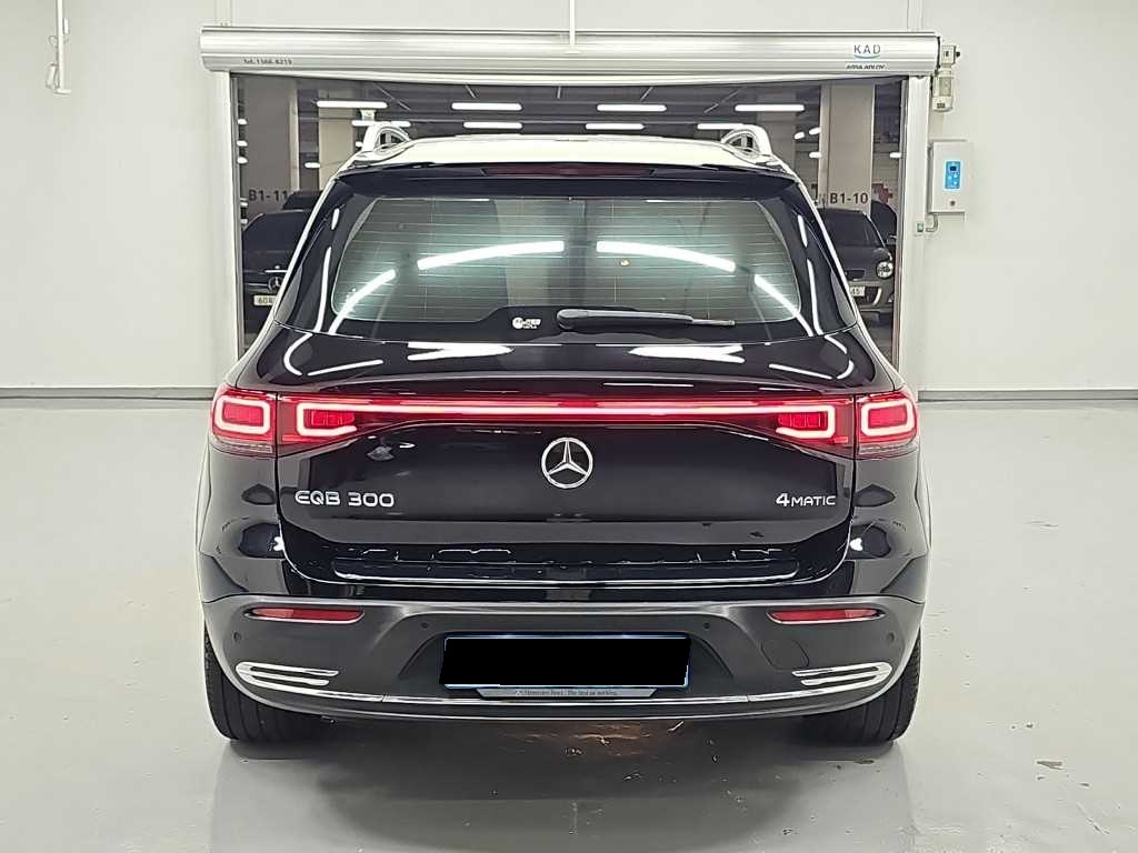 Mercedes-Benz EQB, 2023 — фото 3 из 12