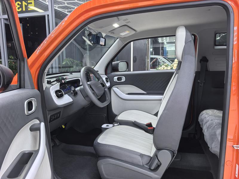 Geely Galaxy Panda Mini, 2025 — фото 10 из 12