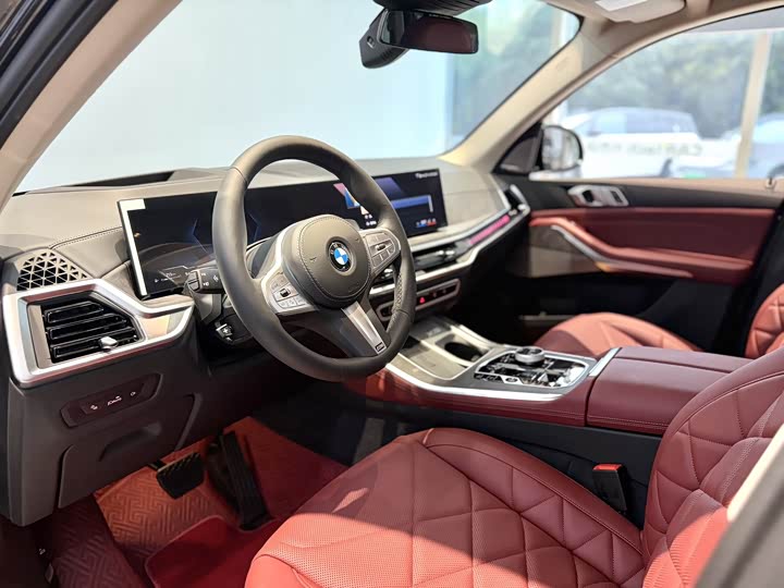 BMW X5, 2025 — фото 7 из 9