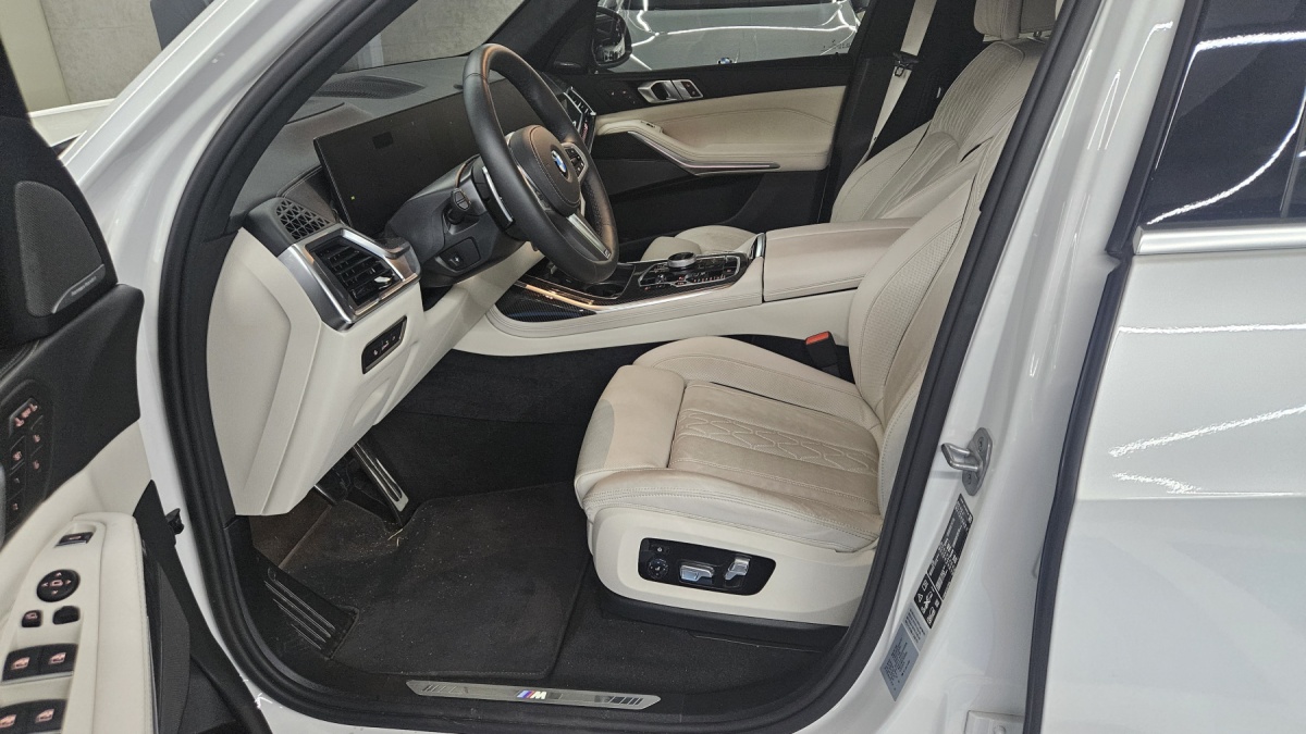 BMW X7, 2025 — фото 5 из 10