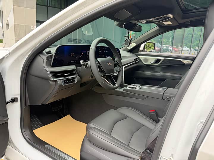 Cadillac CT6, 2024 — фото 5 из 9