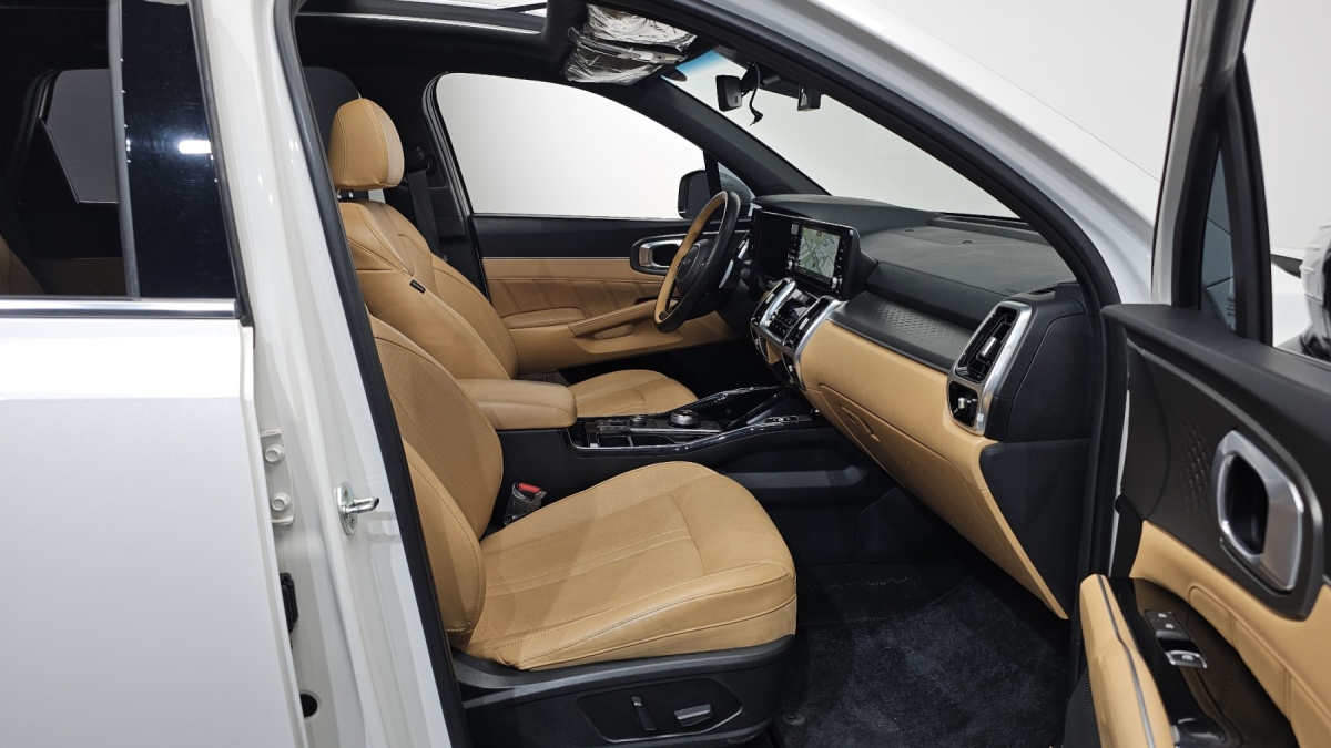 Kia Sorento, 2022 — фото 10 из 12