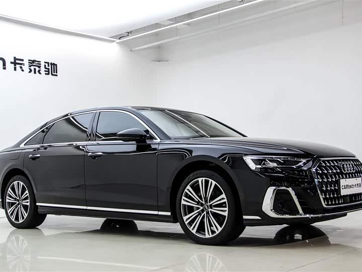 Audi A8, 2023 — фото 2 из 9