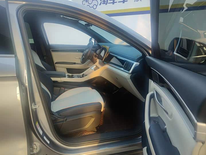 BYD Song Plus Hybrid/EV, 2023 — фото 8 из 9
