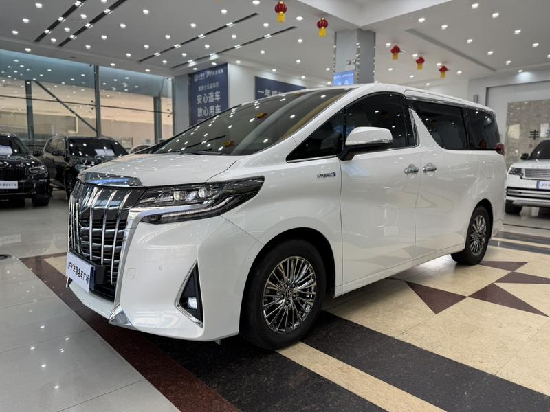 Toyota Alphard, 2022 — купить в Иванове под ключ