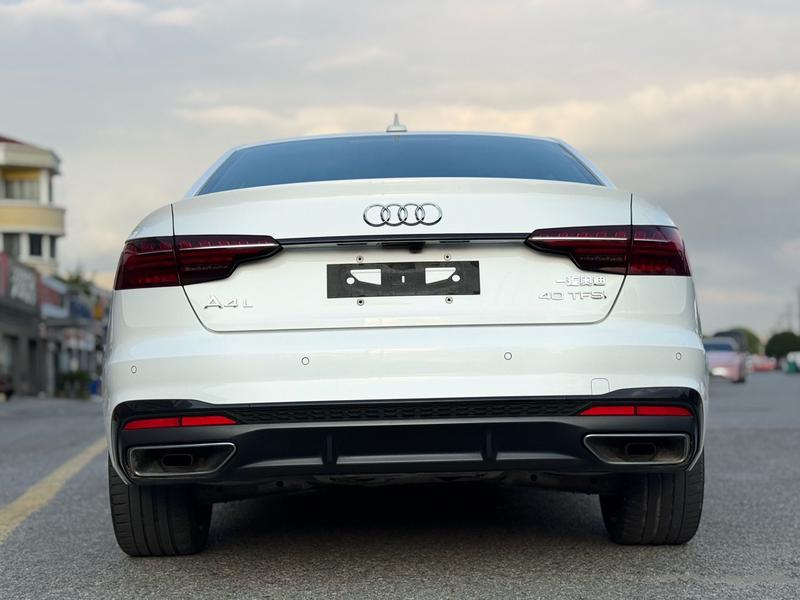 Audi A4L, 2022 — фото 6 из 12