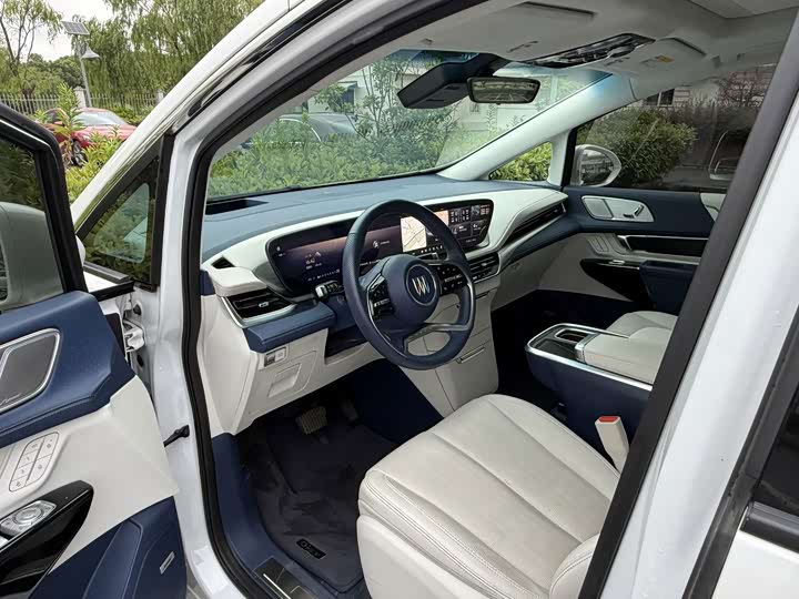 Buick GL8 Century, 2023 — фото 9 из 9