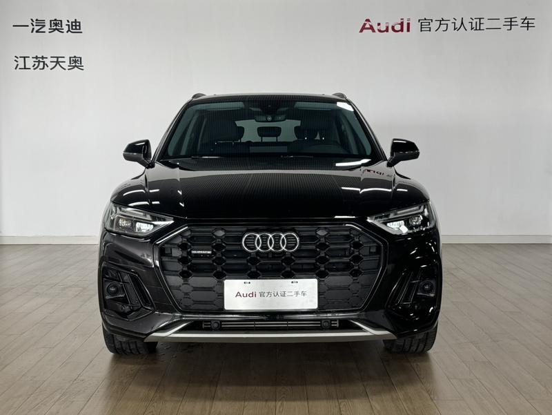 Audi Q5L Sportback, 2021 — фото 2 из 11