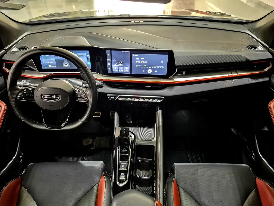 Geely Coolray, 2025 — фото 9 из 10
