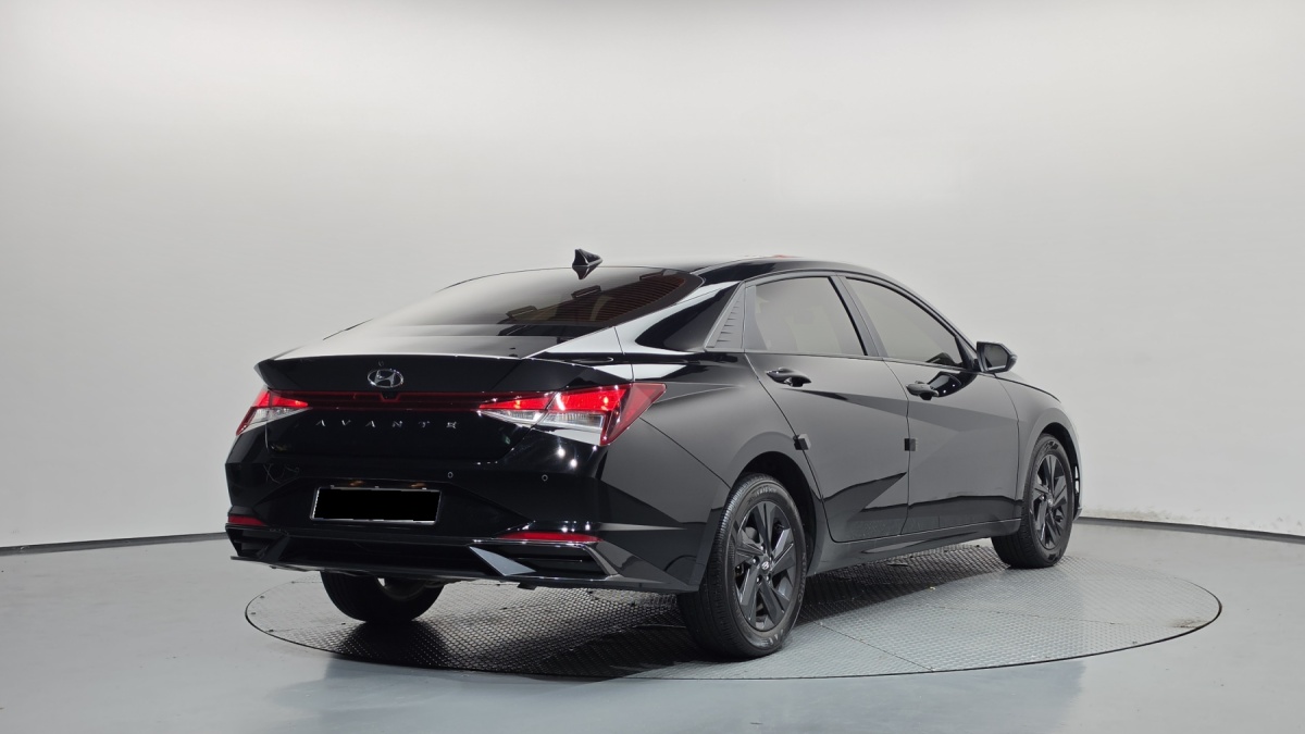 Hyundai Avante, 2022 — фото 2 из 12
