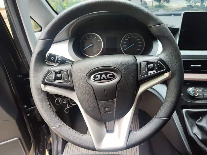 JAC Refine M3, 2023 — фото 6 из 9