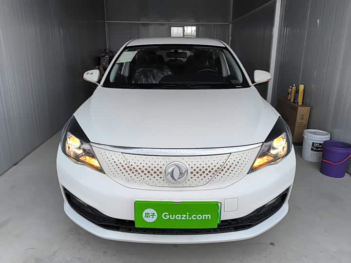 Dongfeng Aeolus E70, 2026 — фото 3 из 9
