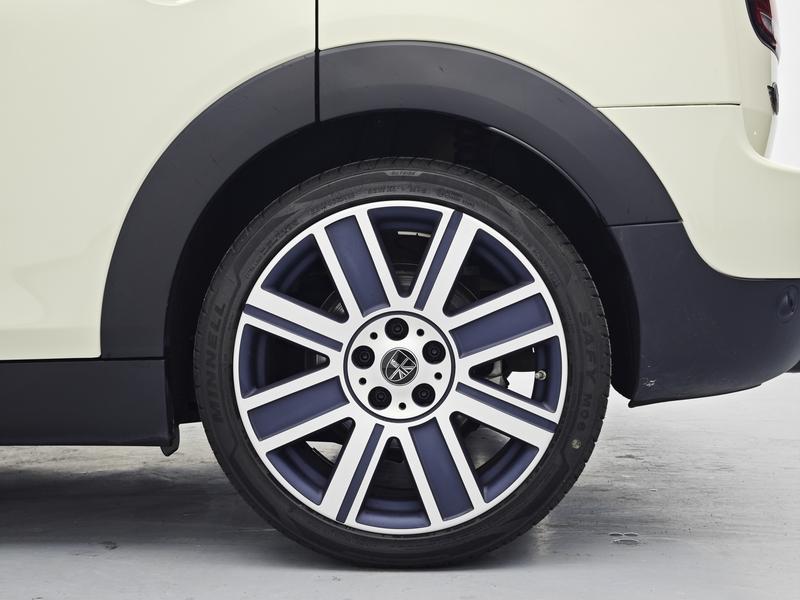 Mini Clubman, 2022 — фото 11 из 12