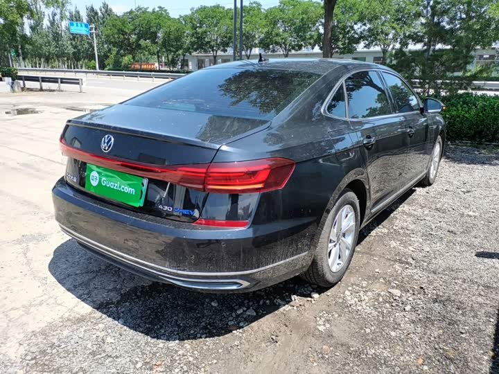 Volkswagen Passat Hybrid, 2023 — фото 7 из 9