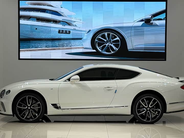 Bentley Continental GT, 2021 — фото 3 из 9