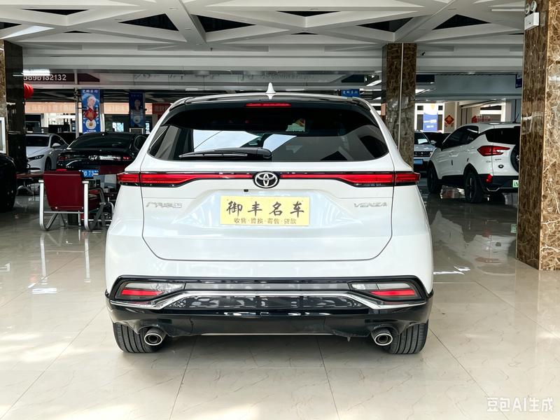 Toyota Venza, 2023 — фото 6 из 12
