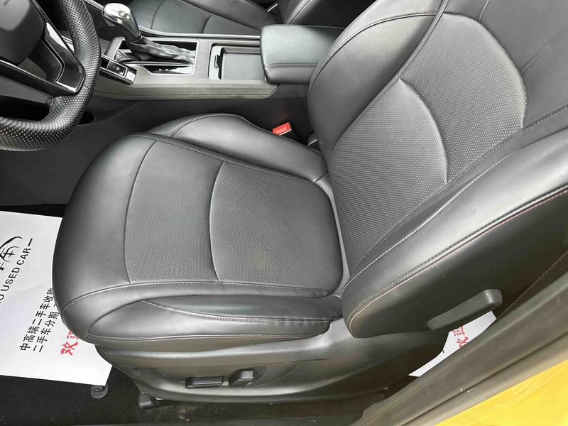 Roewe i5, 2024 — фото 10 из 12