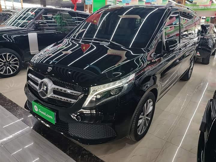Mercedes-Benz V-Class, 2022 — фото 2 из 12