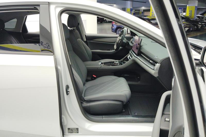 Geely Galaxy A7, 2025 — фото 10 из 12
