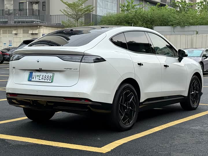 GAC Hyptec HT, 2024 — фото 7 из 9
