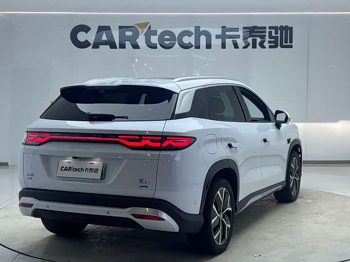 BYD Song L DM-i Hybrid, 2024 — фото 5 из 9