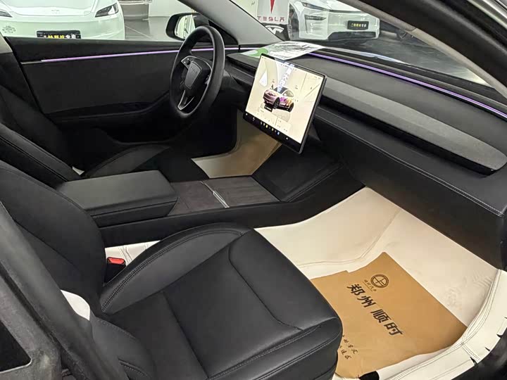Tesla Model 3, 2026 — фото 5 из 7