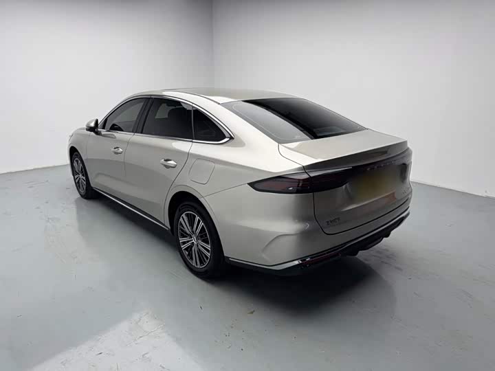 Geely Galaxy Starshine 6, 2025 — фото 5 из 9