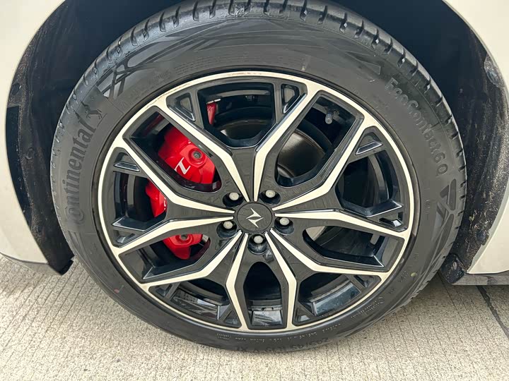 Dongfeng Yipai eπ 007, 2025 — фото 5 из 7