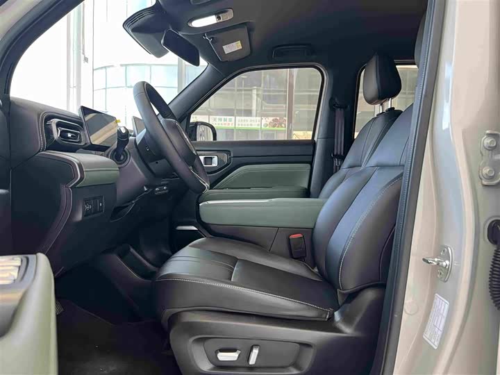 Baojun Yep Plus, 2024 — фото 4 из 9