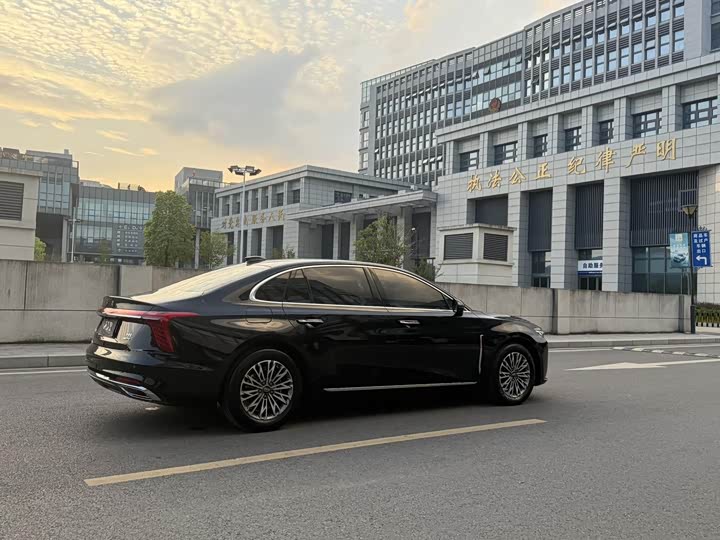 Hongqi H5, 2023 — фото 3 из 9