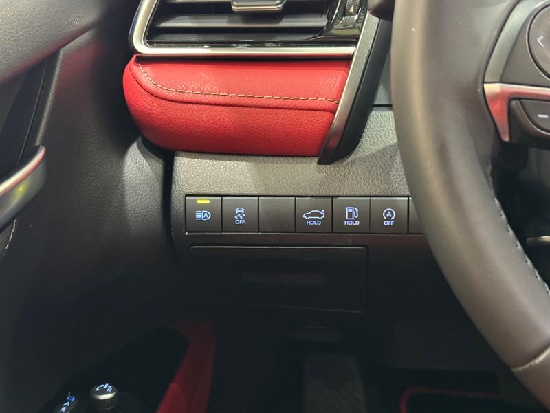 Toyota Camry, 2021 — фото 10 из 12