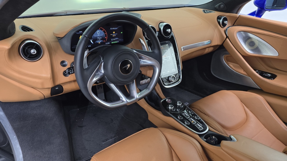 McLaren GT, 2023 — фото 6 из 12